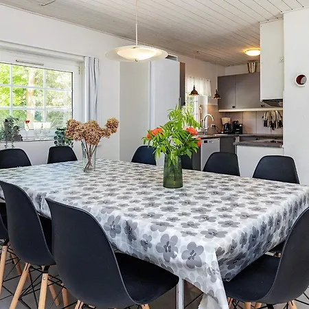 Vakantiehuis 12 Person In Vaeggerlose-by Traum Bøtø By